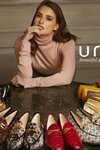 Кампания Unisa FW 20/21 (наряды и образы: розовый джемпер)
