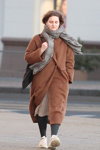 Minsk street fashion. 02/2020 (looks: brown coat, grey tights, grey checkered scarf)