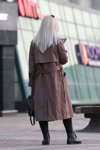 Moda uliczna w Mińsku. 04/2020 (ubrania i obraz: blond (kolor włosów))