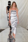 Pokaz Rabens Saloner — Copenhagen Fashion Week Digital Runway SS22 (ubrania i obraz: suknia koktajlowa srebrna)