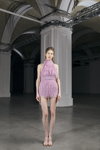 Prezentacja Cihan Nacar — Ukrainian Fashion Week No Season 2021 (ubrania i obraz: suknia koktajlowa mini lilakowa)