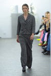 Pokaz The Garment — Copenhagen Fashion Week AW22 (ubrania i obraz: spodnium szare)