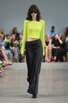 Gestuz show — Copenhagen Fashion Week SS23 (looks: lime jumper, black skirt)