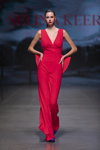 Показ Selina Keer — Riga Fashion Week SS23 (наряды и образы: красное вечернее платье)