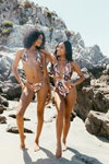 Campaña de trajes de baño de Coral Swimwear X 2022