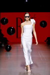 Pokaz BAE by Katya Shehurina — Riga Fashion Week SS24 (ubrania i obraz: sandały białe, suknia wieczorowa biała)