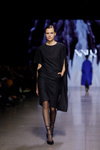 Modenschau von NÓLÓ — Riga Fashion Week SS24 (Looks: schwarze transparente Strumpfhose)