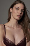 Esprit FW 22/23 lingerie campaign (looks: burgundy bra)