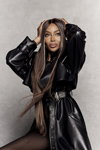 Naomi Campbell. Campaña de PrettyLittleThing by Naomi Campbell