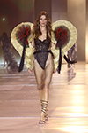 Вивьен Ронер. Atelier — Victoria's Secret Fashion Show 2024