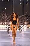 Joan Smalls. Heros — Victoria's Secret Fashion Show 2024