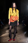Показ Caro Editions — Copenhagen Fashion Week AW26 (наряды и образы: чёрные колготки в горошек)
