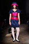 Показ Caro Editions — Copenhagen Fashion Week AW26 (наряды и образы: белые колготки в горошек)
