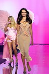 Gizele Oliveira. Vintage Victoria — Victoria’s Secret Fashion Show 2026